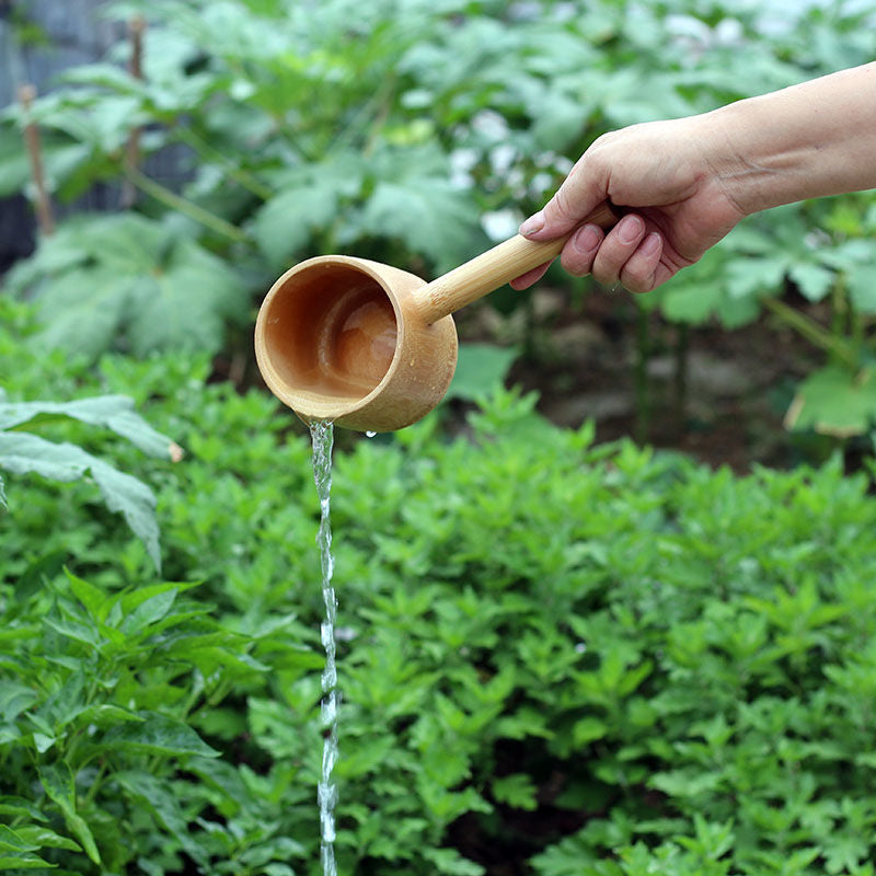Handcrafted Bamboo Water Ladle with Long Handle – Traditional Chinese Scoop for Kitchen, Garden Watering & Outdoor Use